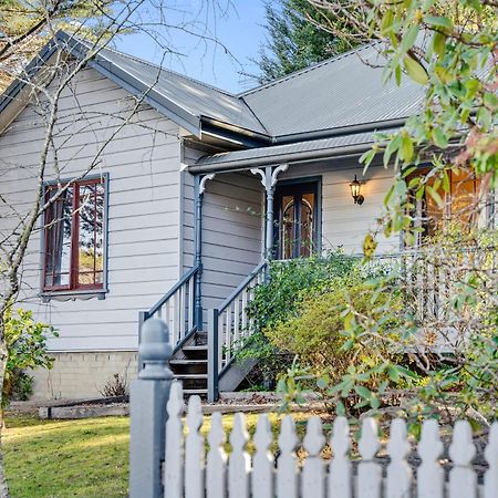 Whispering Pines Cottages Уэнтворт-Фолс Экстерьер фото