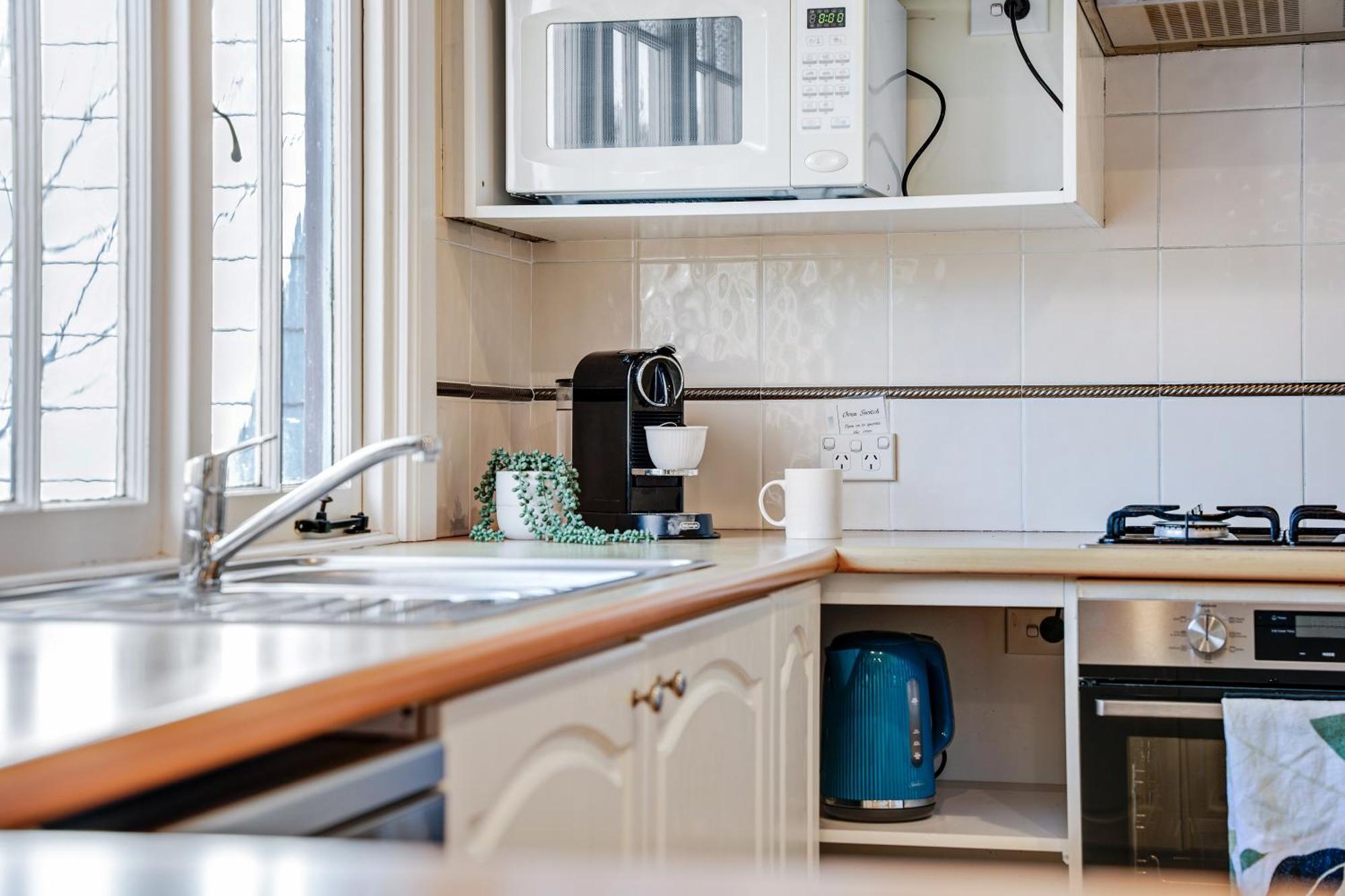 Whispering Pines Cottages Уэнтворт-Фолс Номер фото