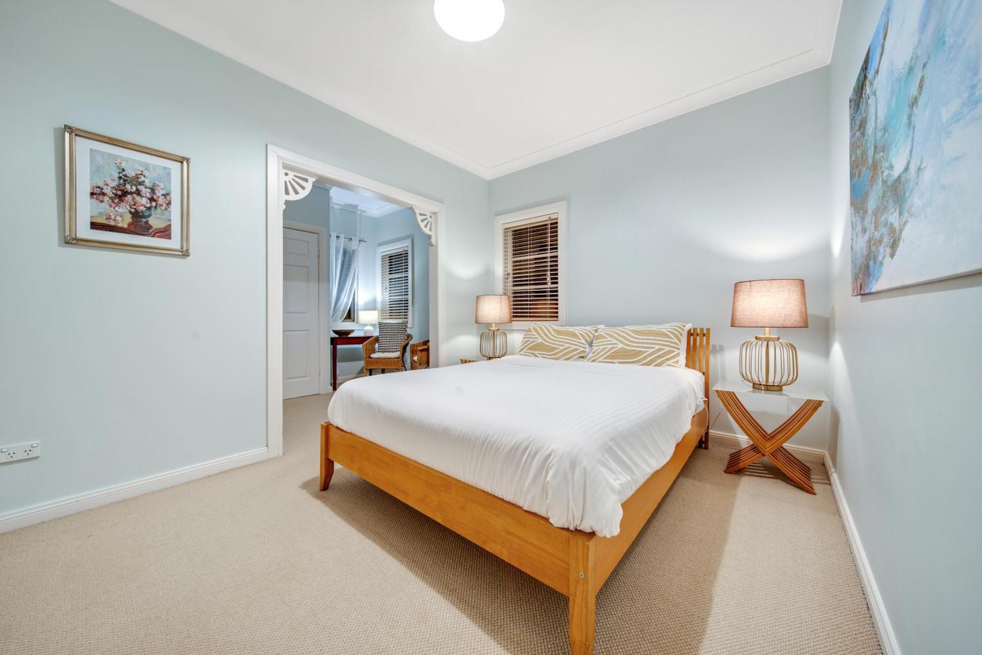 Whispering Pines Cottages Уэнтворт-Фолс Номер фото