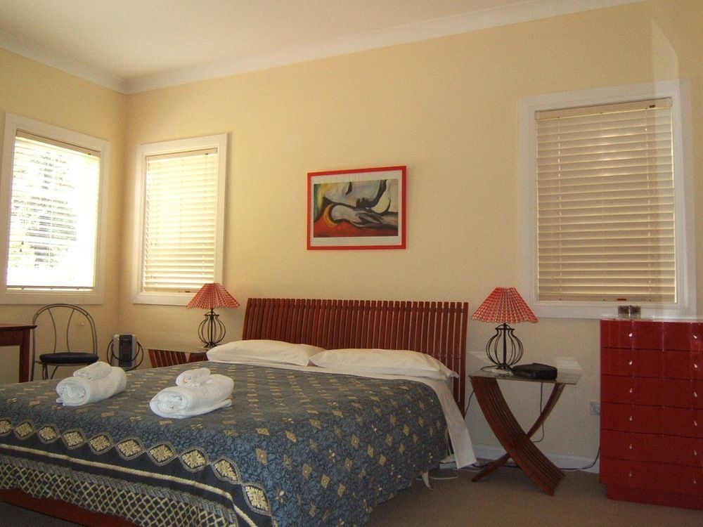 Whispering Pines Cottages Уэнтворт-Фолс Экстерьер фото
